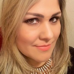 Meet your Posher, Paula